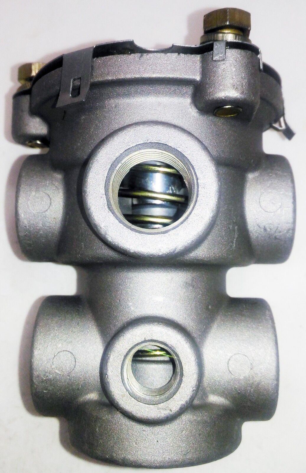 E-3 E3 Foot Brake Valve Ref: Bendix 277863, KN22100, 170.277863, 034038, S-8361 H-30230